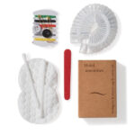 Full amenities (σετ ραπτικής,σκουφάκι μπάνιου,σετ ομορφιάς) σε χάρτινο οικολογικό κουτί (κραφτ)